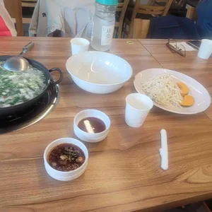 일품백합칼국수 사진