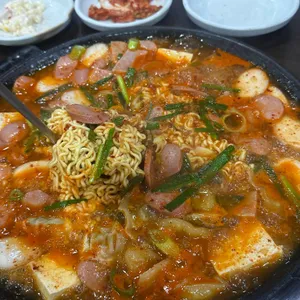 윤대감의정부부대찌개 사진