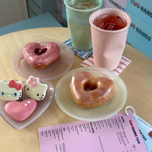 투핸즈투 사진