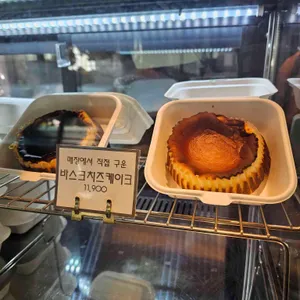 숲에숨다 사진