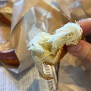 베통 성수 플래그십 사진