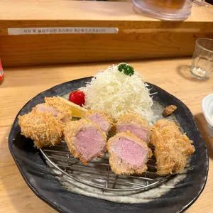 톤쇼우 사진