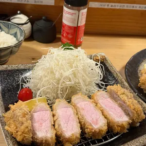 톤쇼우 사진