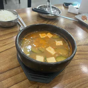 석천 사진