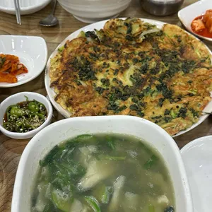 섬진강다슬기수제비 사진
