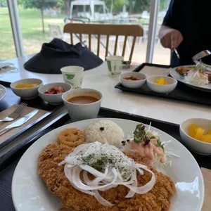카페 뒤뜰 사진 1