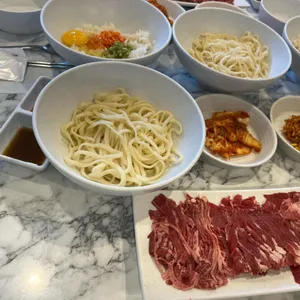 삼신샤브칼국수 사진