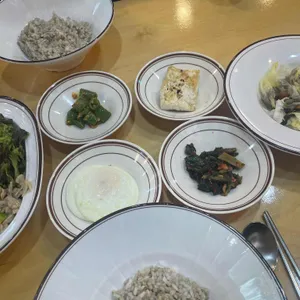 청국장과보리밥 사진