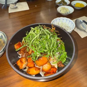 돕 사진
