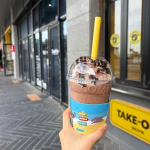 컴포즈커피 사진
