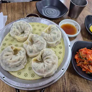소문난 손칼국수 밀면 사진
