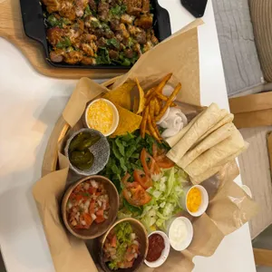 타코앤토스트 사진
