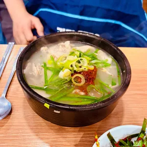 형제전통 돼지국밥 사진