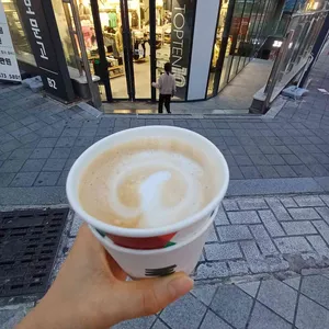 댄싱컵 사진
