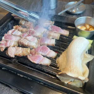 금돗 성산흑돼지 대표 사진