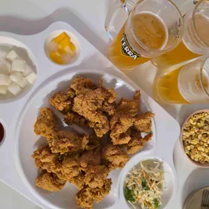 투홀릭치킨 사진