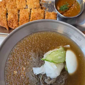 수락이오냉면 사진