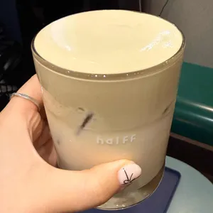 하프커피 사진