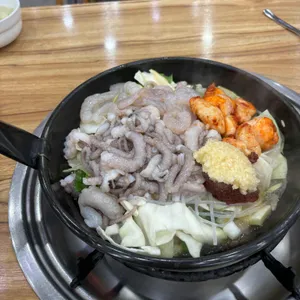 국이네낙지볶음 사진