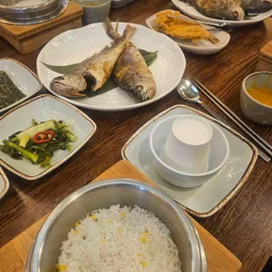 솥밥한상 사진