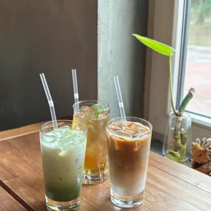 레디쉬브라운 사진