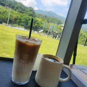 커피팀버 사진