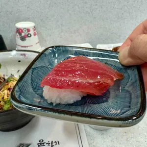 윤참치 사진