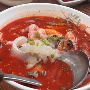 산지물 사진