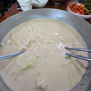 춘천손칼국수 사진