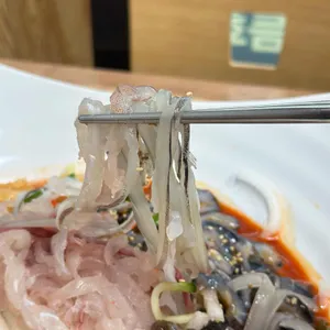 사량도 자연산횟집 사진