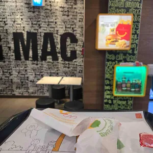 맥도날드 리뷰 사진