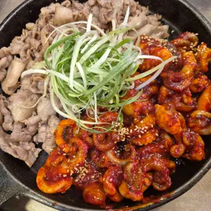신복관 사진