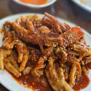 학산2리 마을부녀회 대표 사진