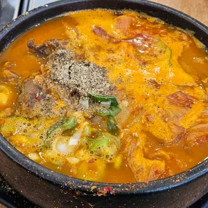 차밭골돌솥감자탕 사진