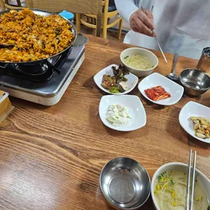 까치기사식당 사진