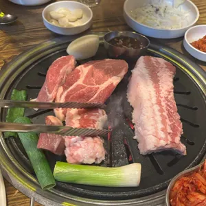 진성삼겹살 사진