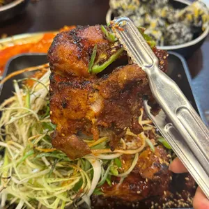 뼈칼집 사진