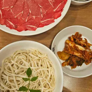등촌샤브칼국수 사진