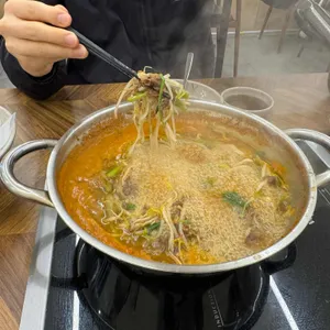 얼크니 샤브샤브 칼국수 사진