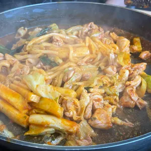 아놀드닭갈비 사진
