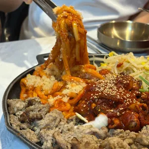 차돌박힌 쭈꾸미 사진