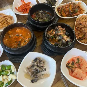 옛날우렁이식당 사진