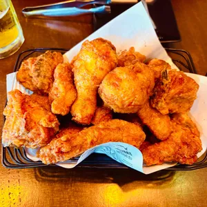 교촌치킨 사진