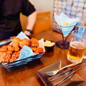 교촌치킨 사진