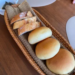 르 자민 사진