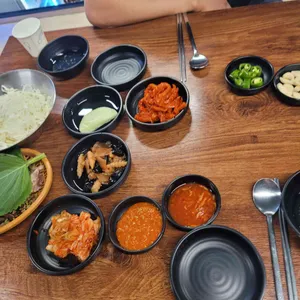 만족오향족발 사진