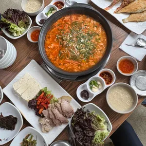 뚱할머니순두부 사진