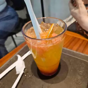 폴바셋 AK플라자 사진