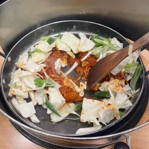 장인닭갈비 사진