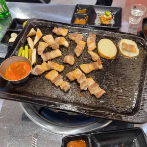 청학돈 사진